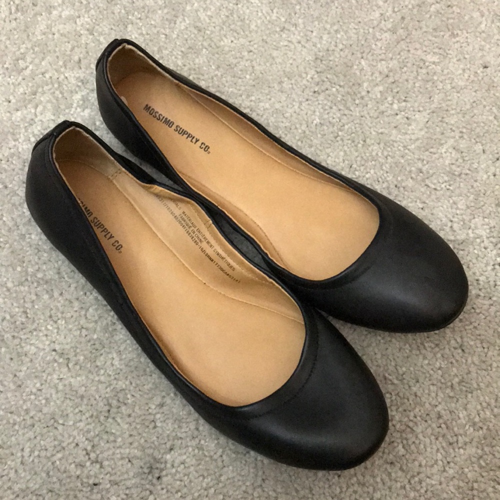 Mossimo Black Ballet Flats Women’s Size 9